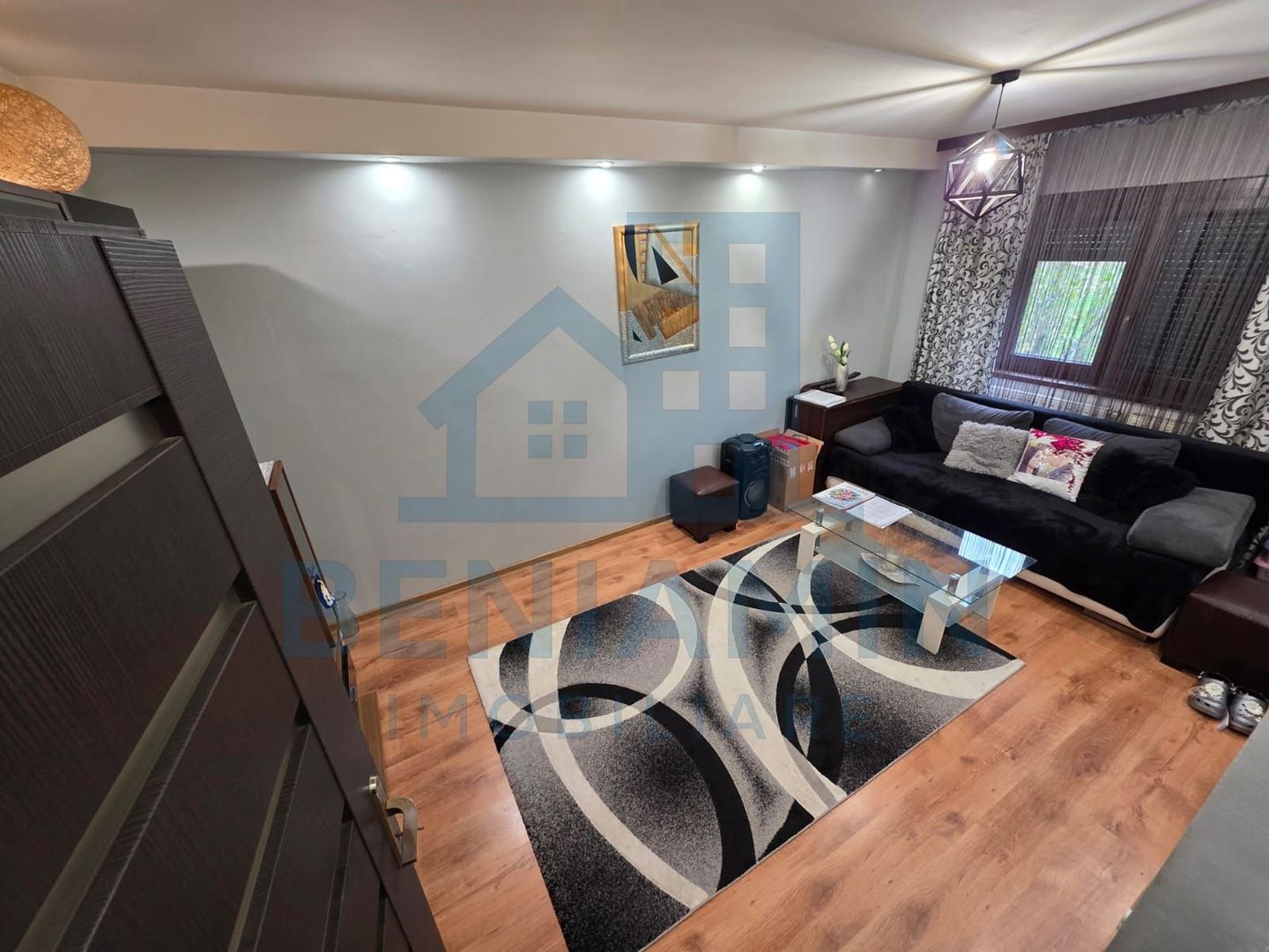 3 camere decomandat-Centrala termica-Parter-Mobilat si Utilat-Izolat - Poză 8