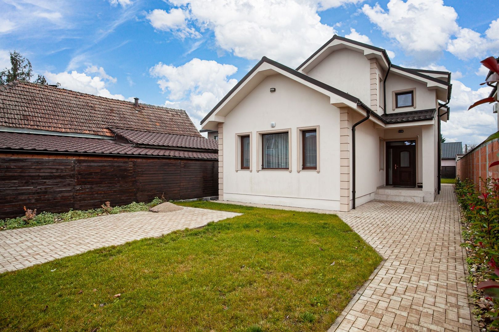 VANDUT! Vila premium la cheie in Subcetate - Poză 10