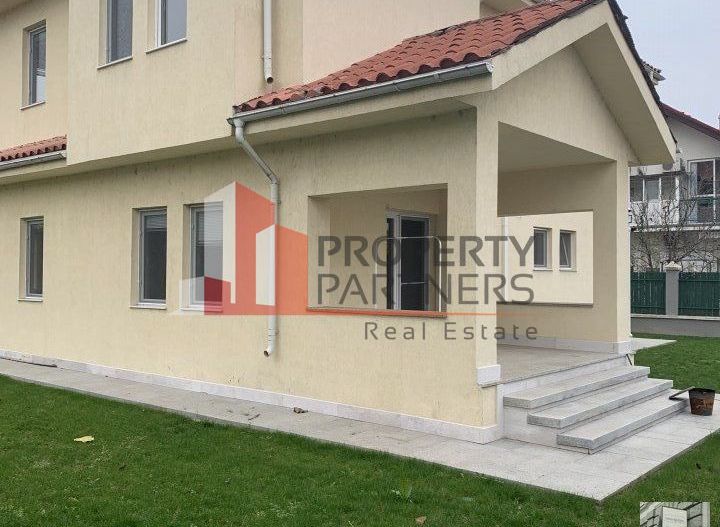 Vila superba , Pipera - Tunari. - Poză 2