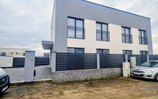 Duplex 4 camere, teren 220 mp,  Selimbar zona Triajului - Poză 1