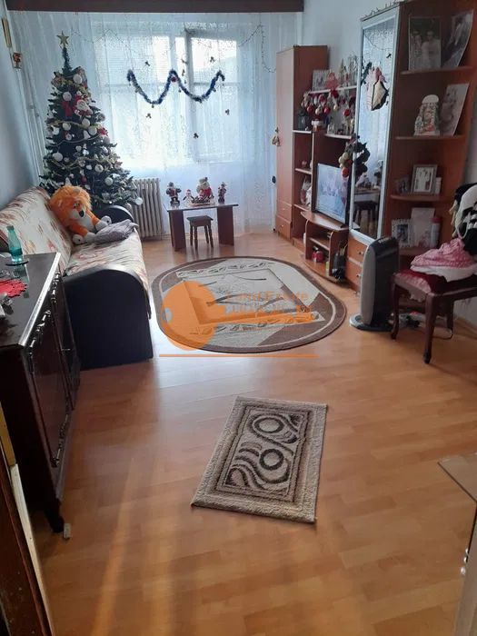 Apartament cu 3 camere in zona Crangasi - 6 minute de Metrou - Poză 2