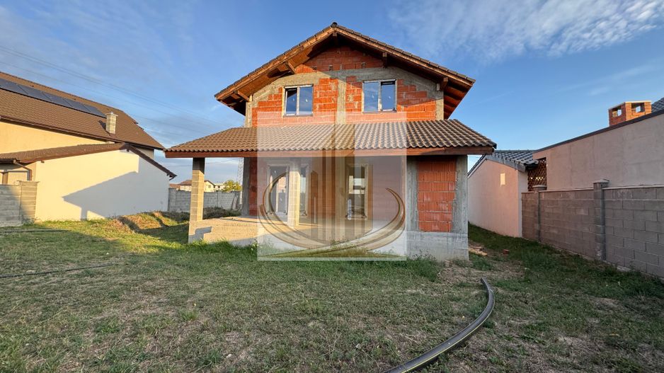 Casa individuala P+M Giroc. Strada linistita doar de case. - Poză 2