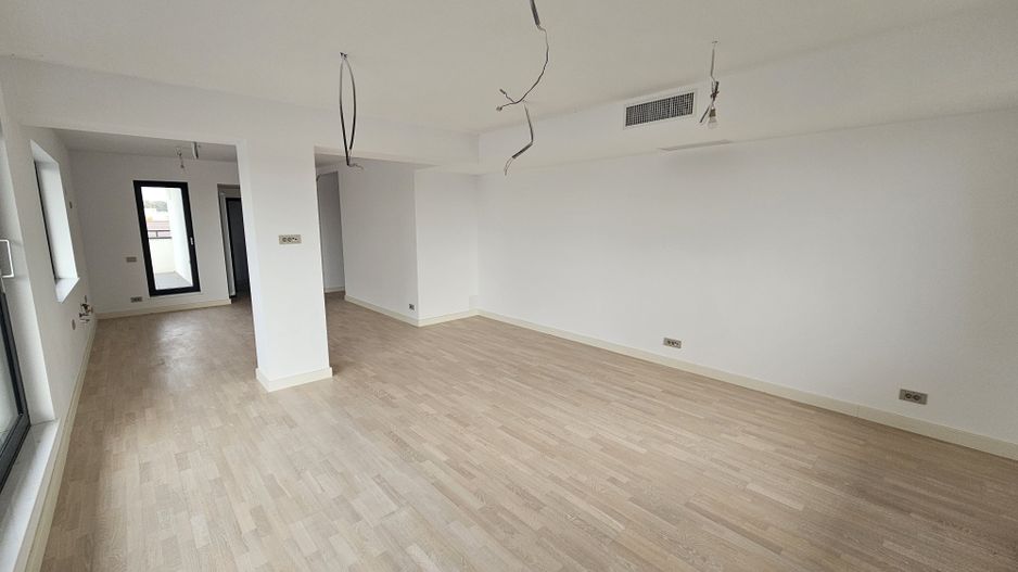 Penthouse 4 camere 3 bai de Lux în  Iancu Nicolae, Baneasa Nou - Poză 32