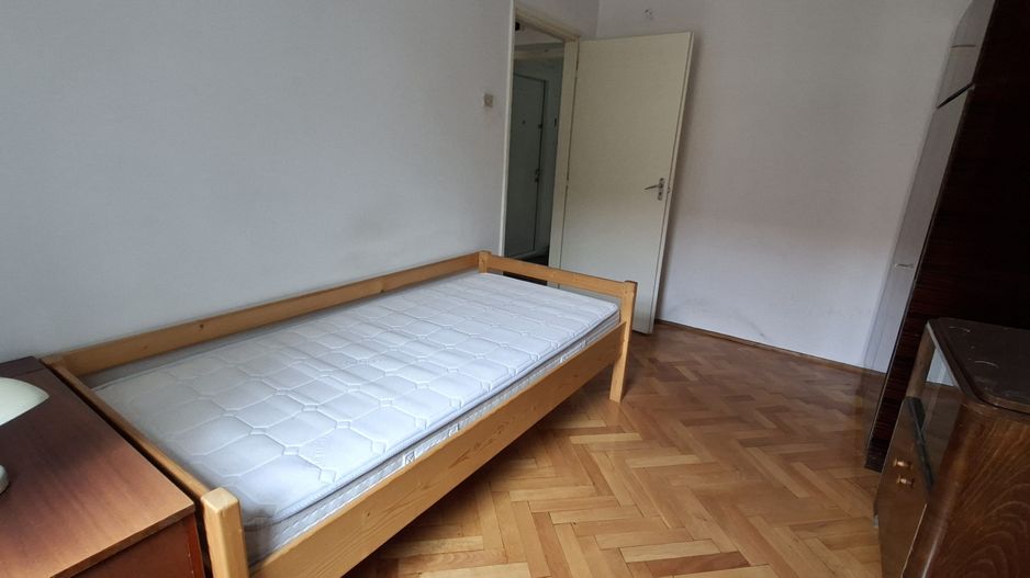 Apartament cu 3 camere - Centru - Poză 7