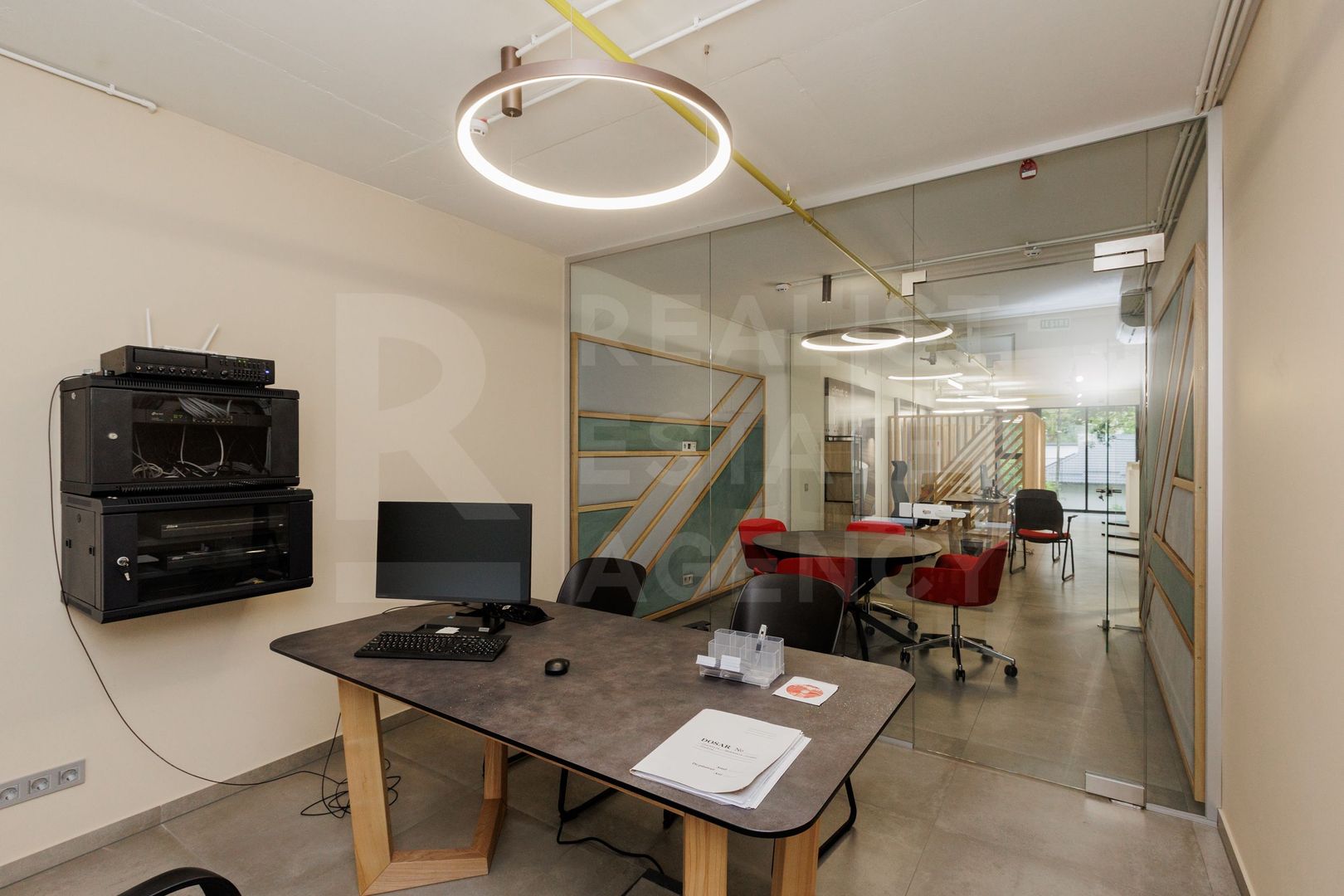 Chirie, spațiu comercial, amplasat în Ungheni, str. Mihai Eminescu - Poză 27