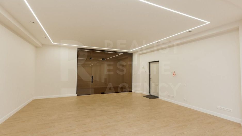 Chirie, spațiu comercial, 117 mp,  str. Mihai Eminescu, Centru - Poză 15