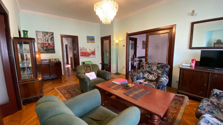 4 camere spatioase Calea Mosilor -Centrala Proprie - Poză 1