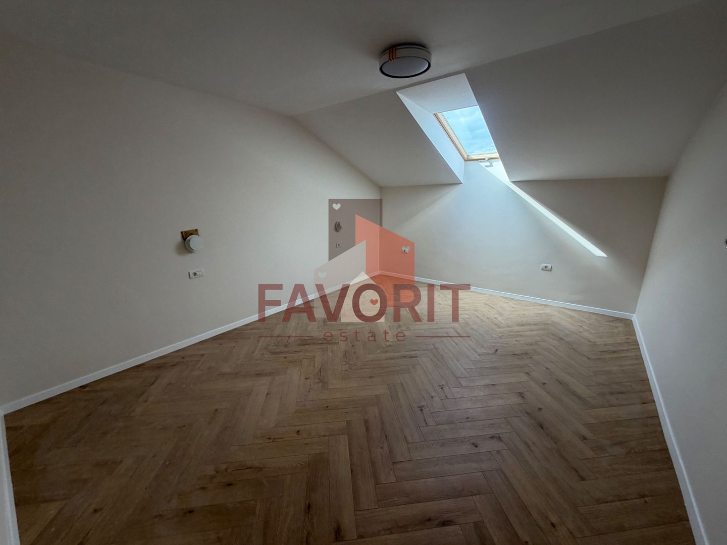 NOU. Disponibil imediat. Decomandat. Zona Soarelui - Poză 10