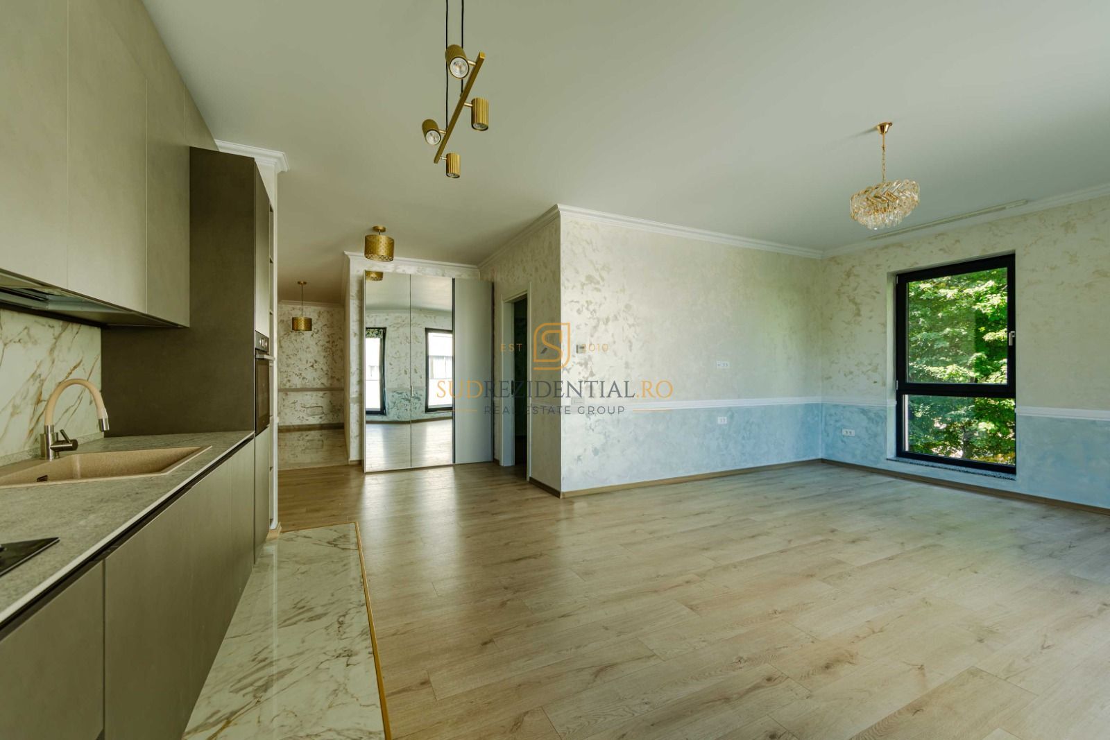 Apartament Premium 3 Camere zona Eroii Revoluției 99,6 mp - Poză 16