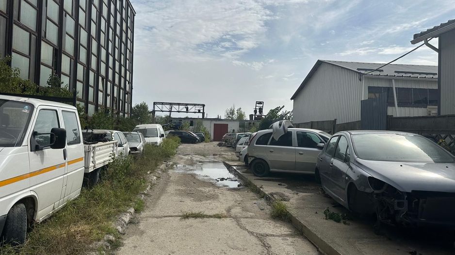 Platformă Industrială cu Cale Ferată si Infrastructură Completă - Poză 16