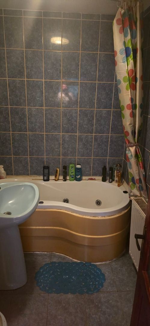 BRASADAS vinde ap 3 cam etaj 3/4 in zona Micro 17. - Poză 8