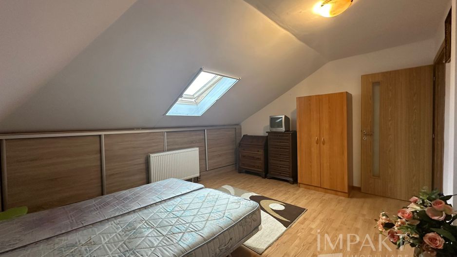 Apartament 3 camere la mansarda unei case - Zona Garii, IRIS! - Poză 3