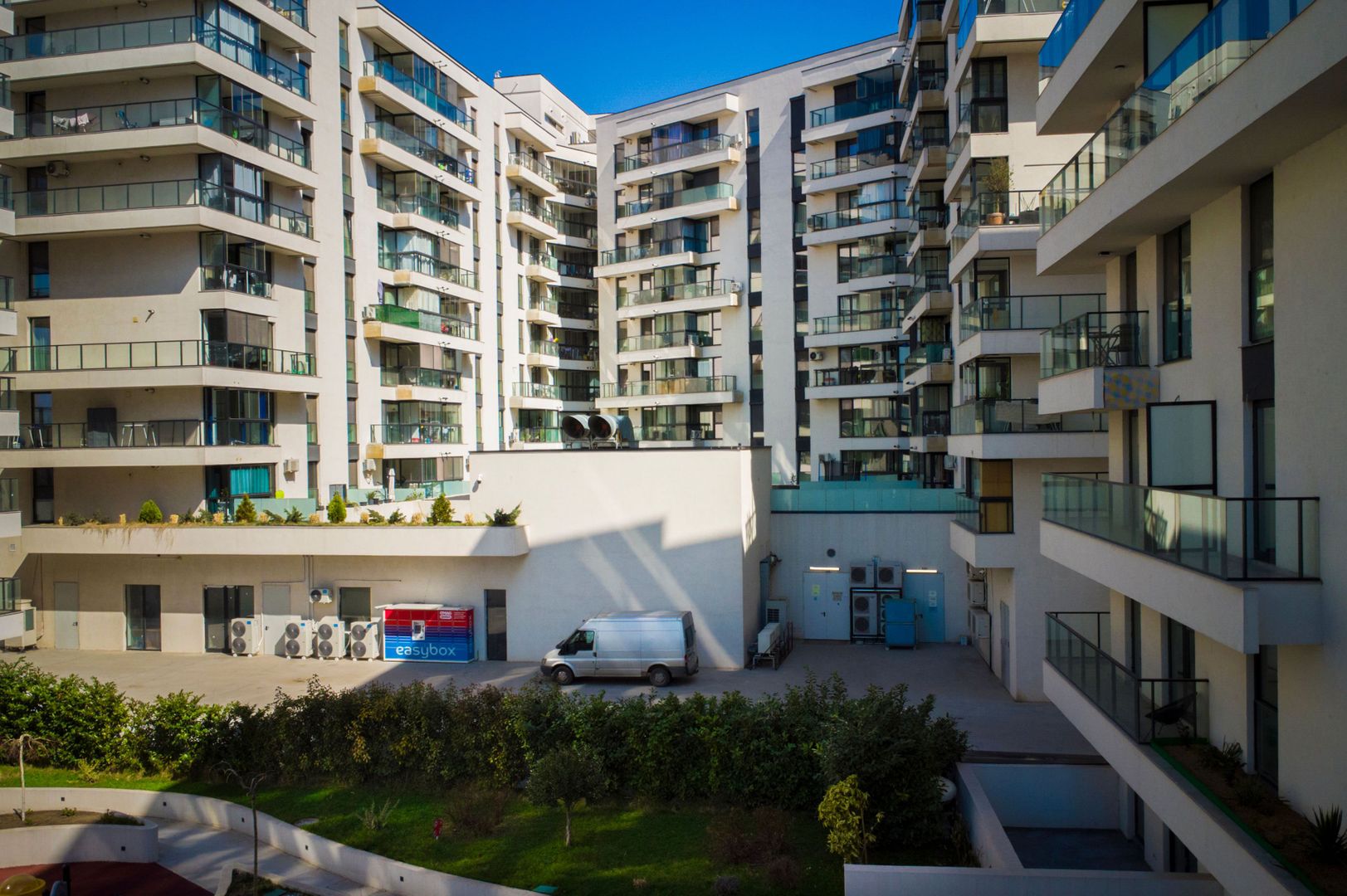 Apartament cu 3 camere si terasa de 49mp, Tomis Nord- Constanta - Poză 22