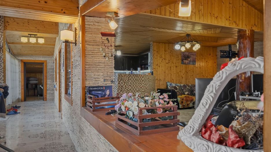 Comision 0% 2 case Vila + Spatiu Comercial + Curte Proprie - Poză 28