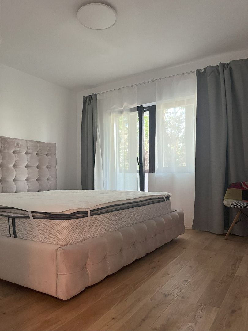De vanzare Apartament 4 camere, Aviatiei, Promenada, Aurel Vlaicu - Poză 3
