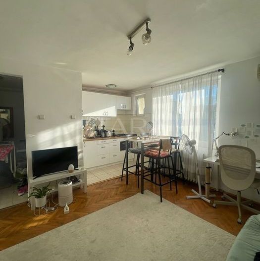 Apartament cu 2 Camere în Gheorgheni, Zona Piața Hermes - Poză 4