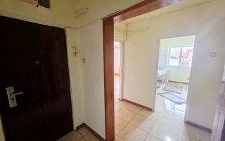 Vanzare apartament 2 camere decomandat, Malu Rosu, parter inalt - Poză 7