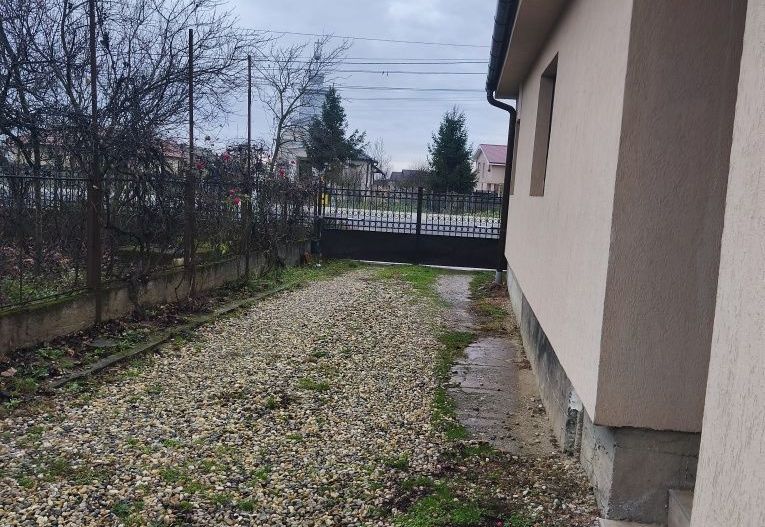 Vând casă P+M ,  în Păulești  Str Principala - Poză 7