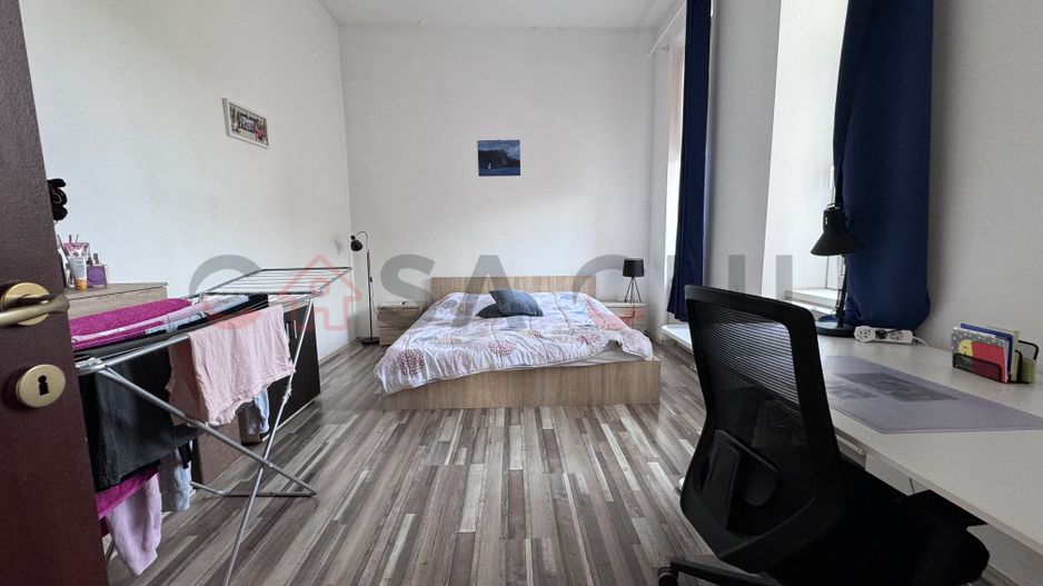 Ultracentral! Bulevardul Eroilor , 4 camere, parcare! - Poză 1