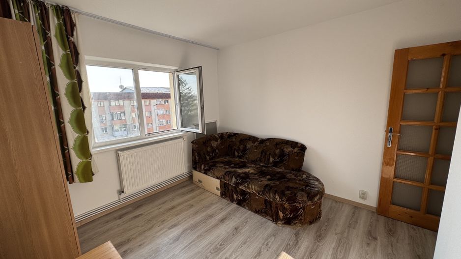 Apartament 3 camere 60 mp bloc 1980 central Filipesti de Padure! - Poză 6