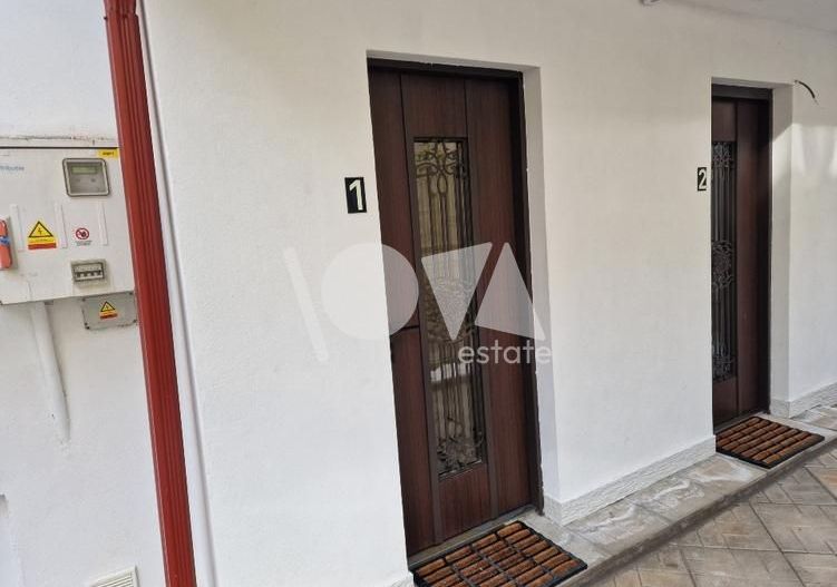 De închiriat Duplex 5 camere (parter + demisol) - vila Piata Romana - Poză 16