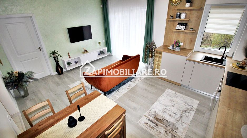 Apartament 3 camere, la cheie mobilat ,2 balcoane,2 parcări - Poză 1