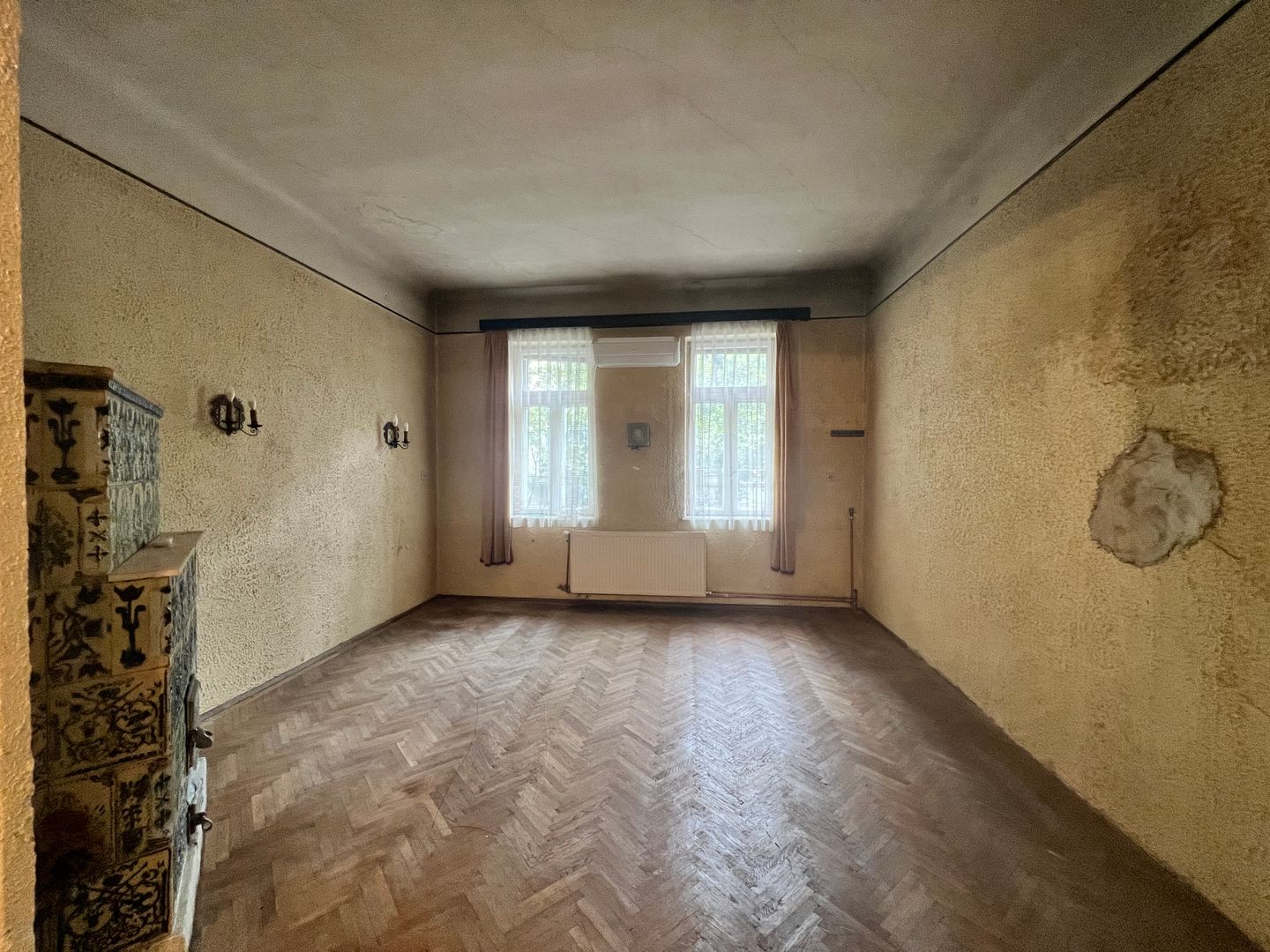 Casă interbelică de închiriat – Str. Barbu Văcărescu nr. 33 - Poză 25