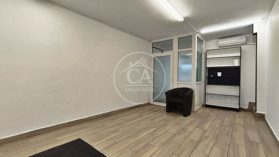 Spatiu comercial de inchiriat cu 1 camera in zona Iosia-Nord, Oradea - Poză 1