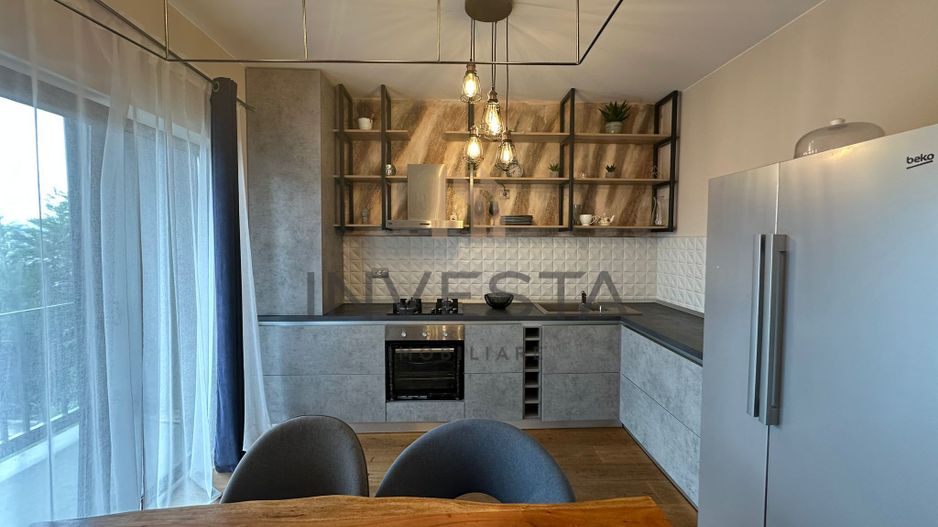 Apartament in vila cu panorama deosebita si garaj! - Poză 9