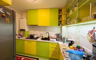 Apartament  3 camere decomandat, etajul2 -zona Serelor/Casa de Pensii - Poză 1