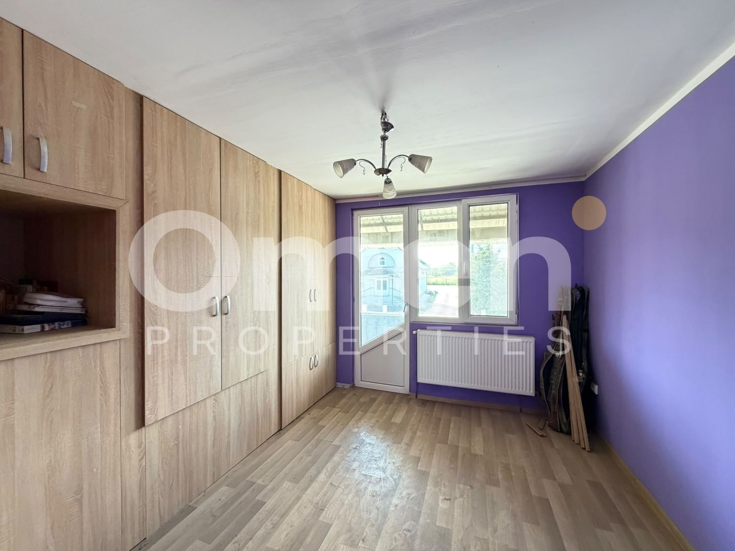 Apartament cu 3 camere | pe 2 niveluri | cu garaj | zona centrala | sat Arinis - Poză 7