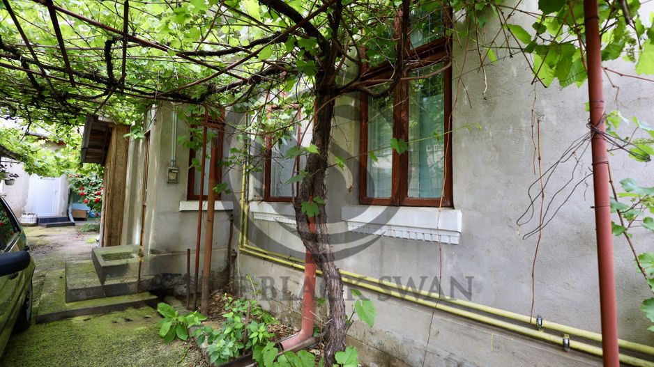 Casa interbelica de vanzare | Ultracentral, Ploiesti | COMISION 0% - Poză 1