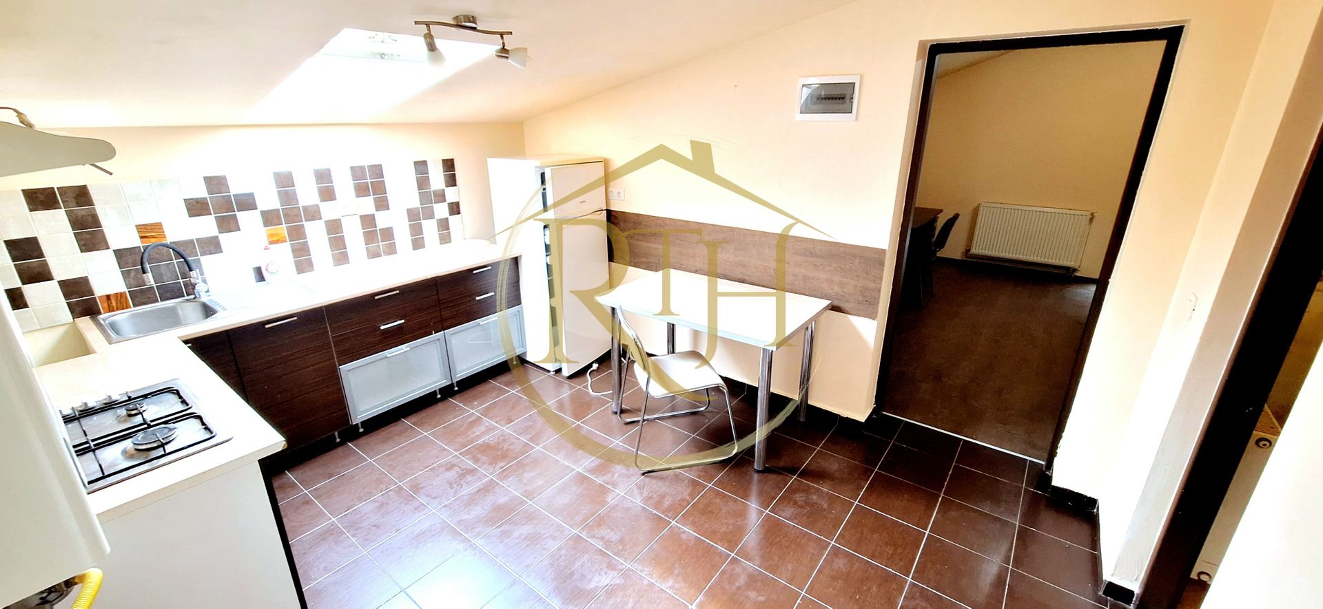 Oferim spre inchiriere apartament cu 1 camera, bloc nou, Complex Studentesc, Parcare Privata - Poză 7