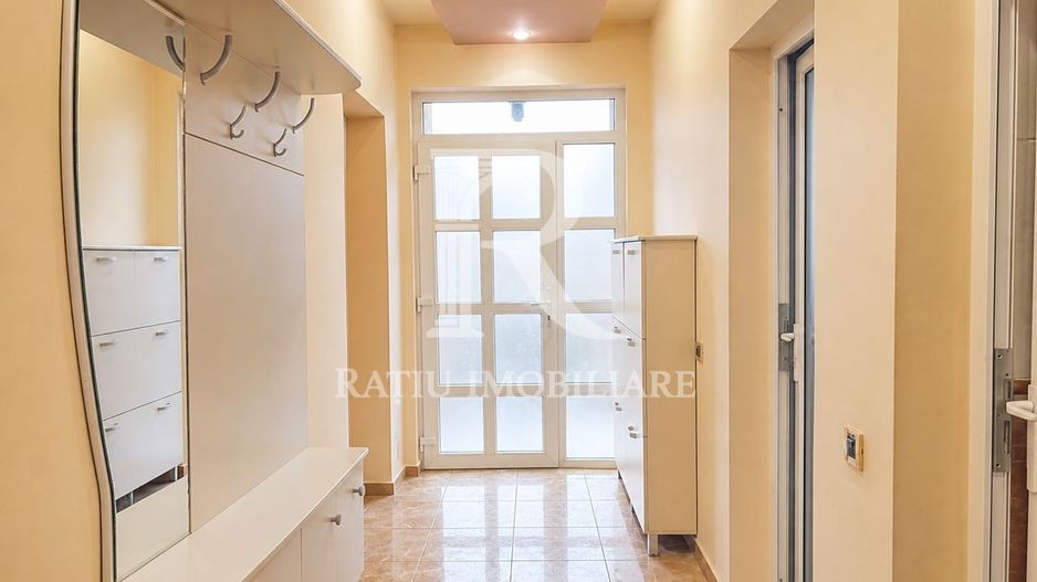Casă elegantă de vânzare | Complet mobilată și utilată | Oradea - Poză 5