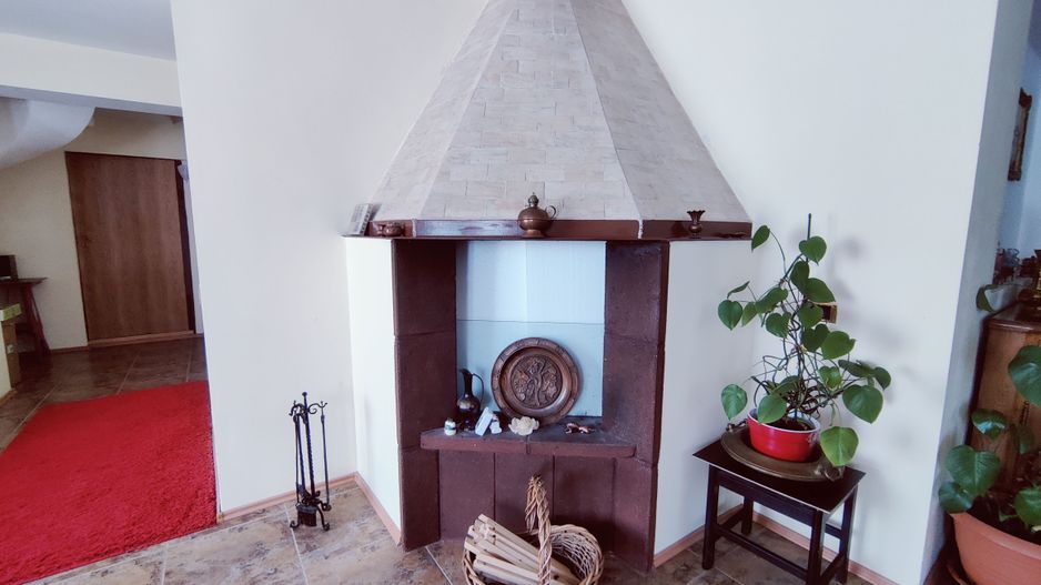 CASA INDIVIDUALA GHIRODA +TEREN 1752 MP - Poză 3