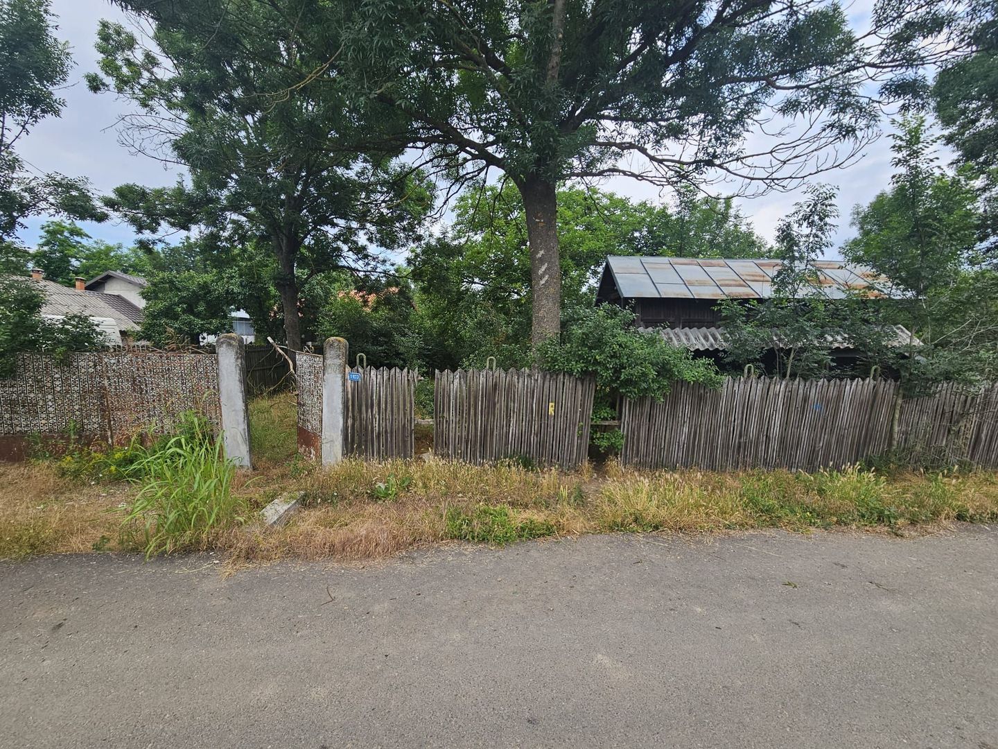 Teren pentru casa Izvoru, gaze, apă, canal, curent, central - Poză 2