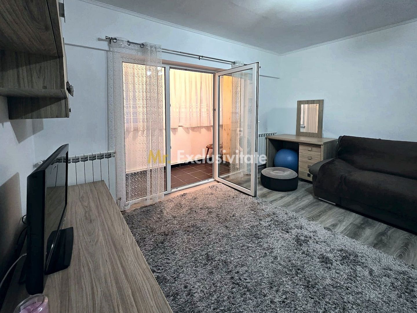 De Vânzare Apt 2 camere Micro 16 - Poză 1