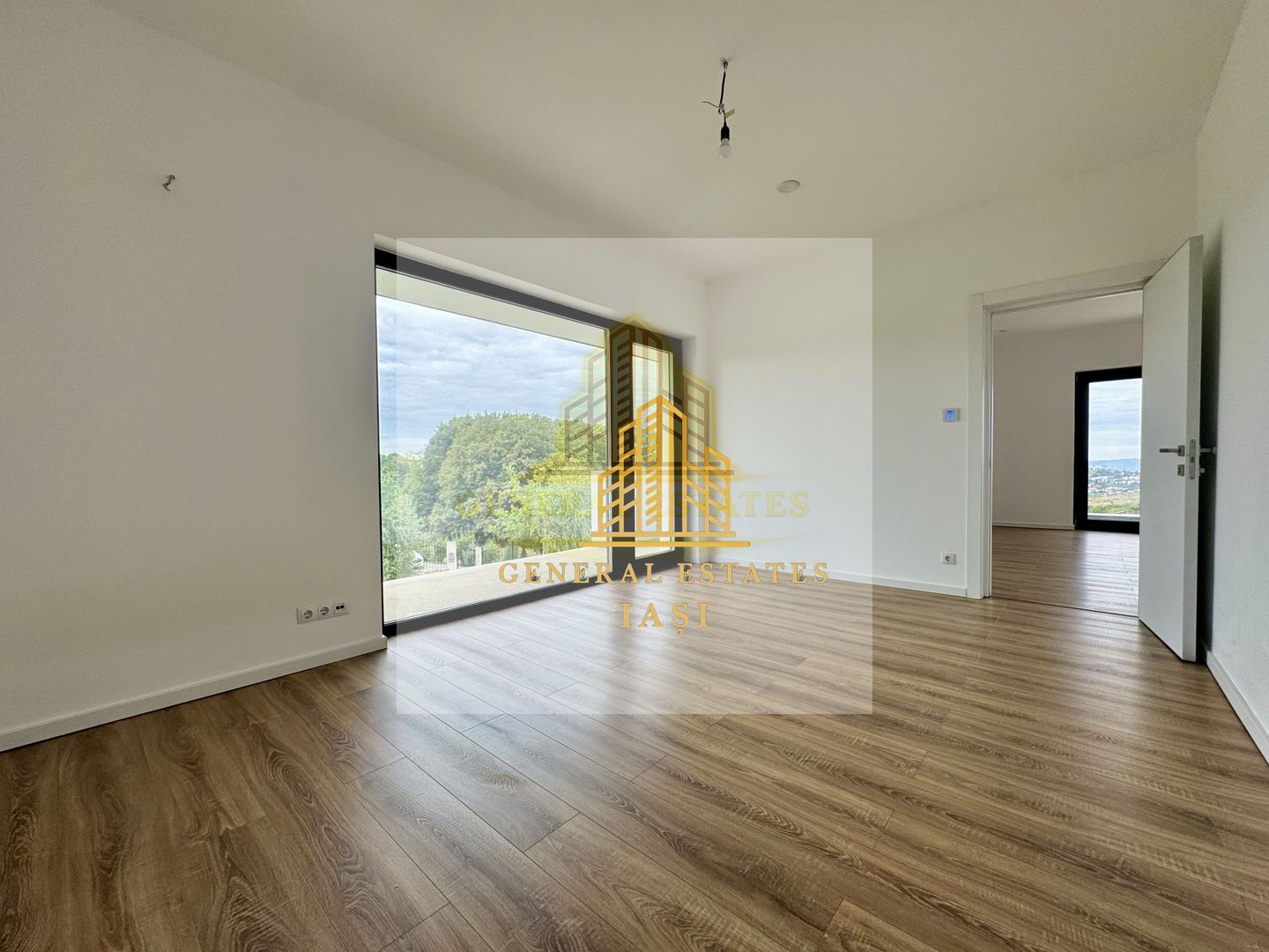 Vânzare Casă P+E în Bârnova-Gata de mutare imediata - Poză 16