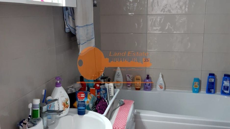 Apartament 2 camere Uverturii Centrala Propie + Terasa - Poză 11