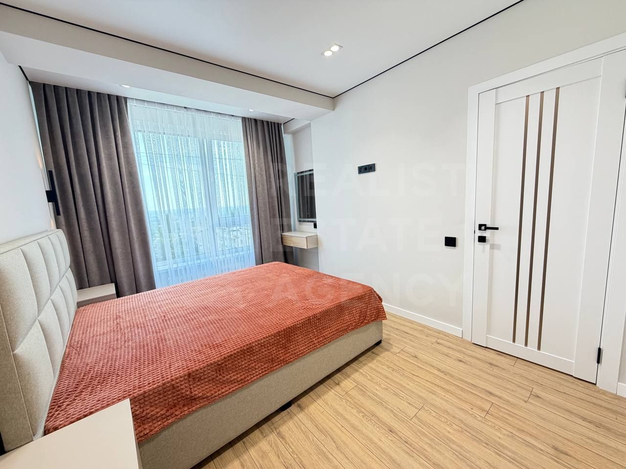 Vânzare, apartament cu 2 camere 50 mp, str. Ialoveni Telecentru - Poză 6