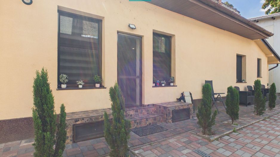 Apartament spațios cu 3 camere, zona centrală - Poză 13