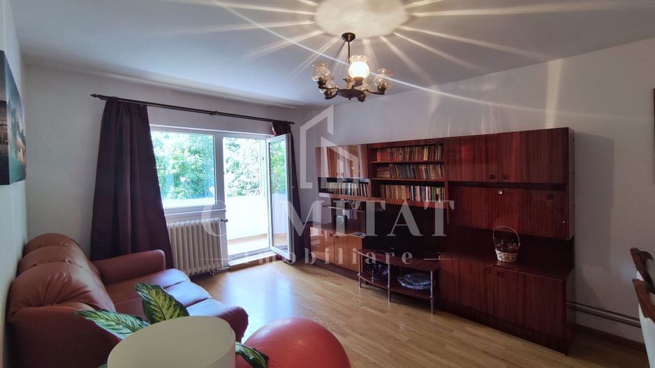 Apartament cu 4 camere decomandate | Zona Cipariu - Poză 1