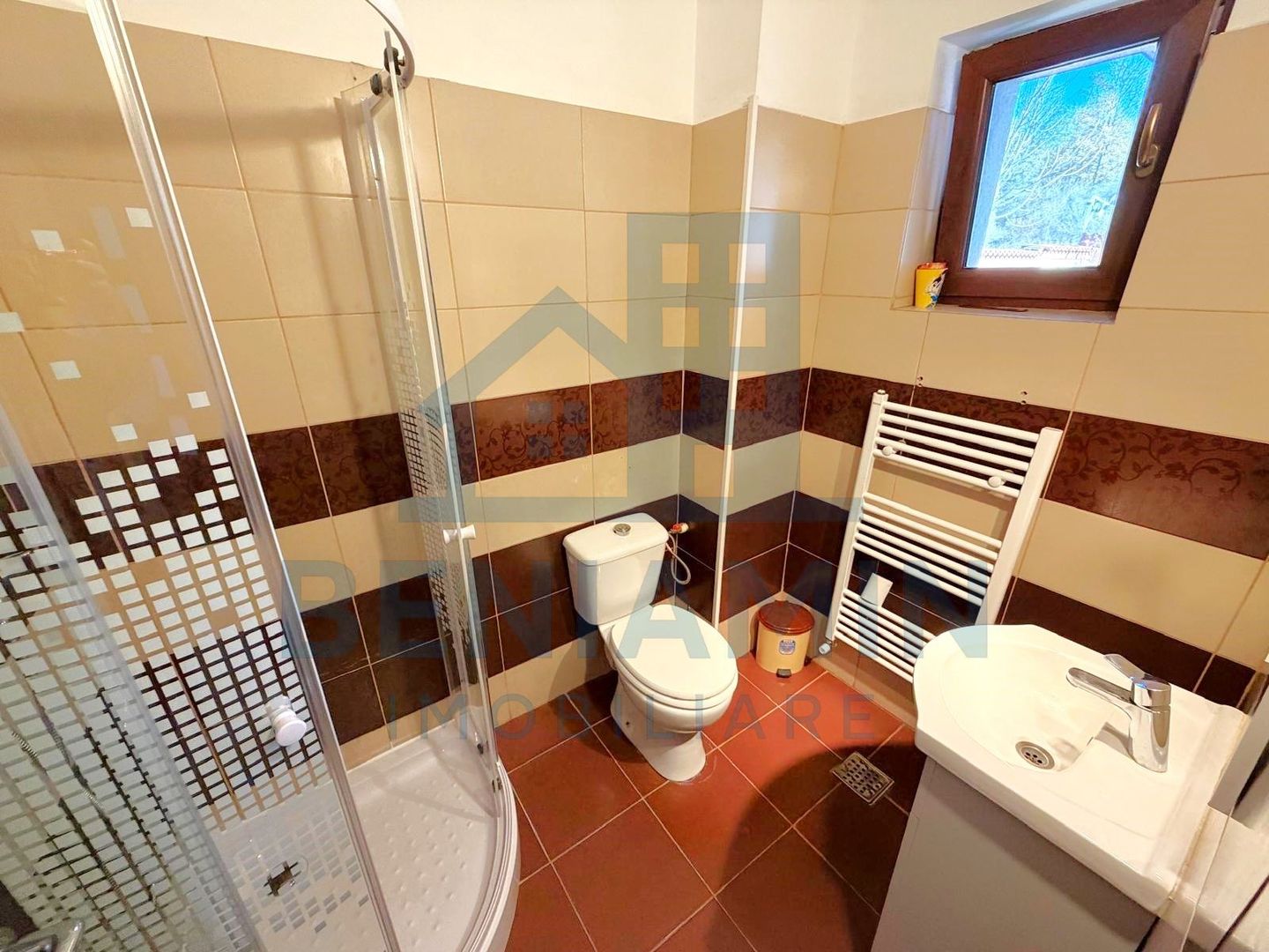 Casa P+M-Zona Hanul Doctorului-Teren 500mp-Toate Utilitatile-2010 - Poză 12