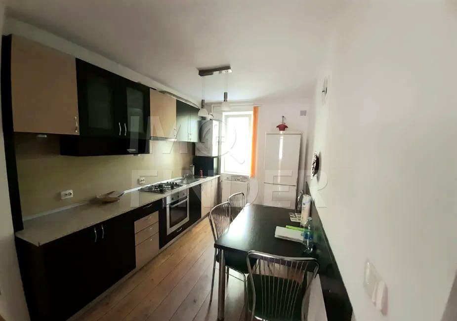 4 Camere etaj 1 Zona Hotel Royal - Scoala Internationala Gheorgheni - Poză 2