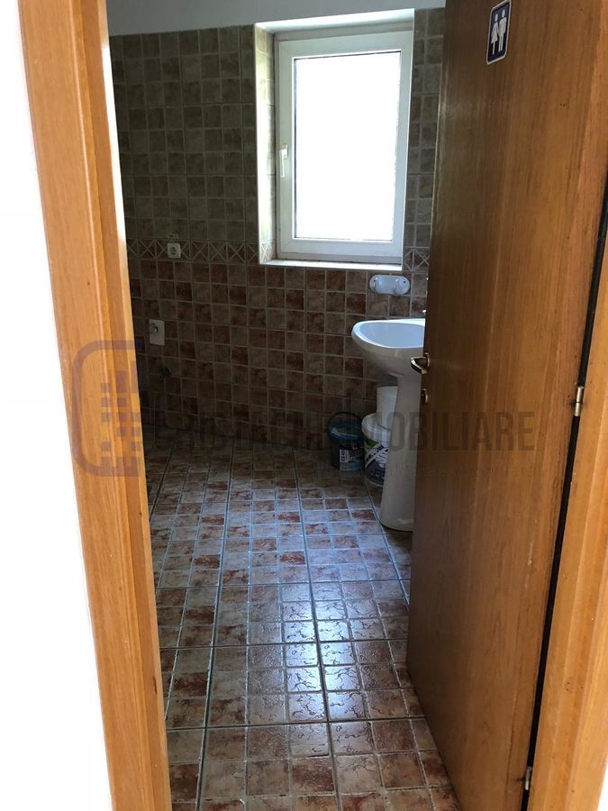 Birou tip duplex_160 mp_contorizare individuala_open space generos + 4 birouri - Poză 8