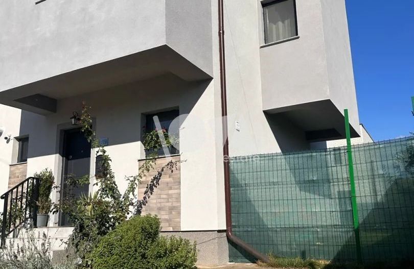 Casa de vanzare Balotesti-Moara Vlasiei complet mobilata si utilata - Poză 1