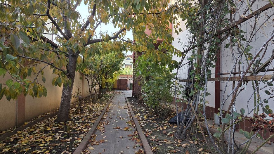 Vila individuala spatioasa ideala Afacere After School - Poză 5