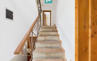 Vilă cu 5 camere pentru investiții în Dumbrăvița - Poză 14