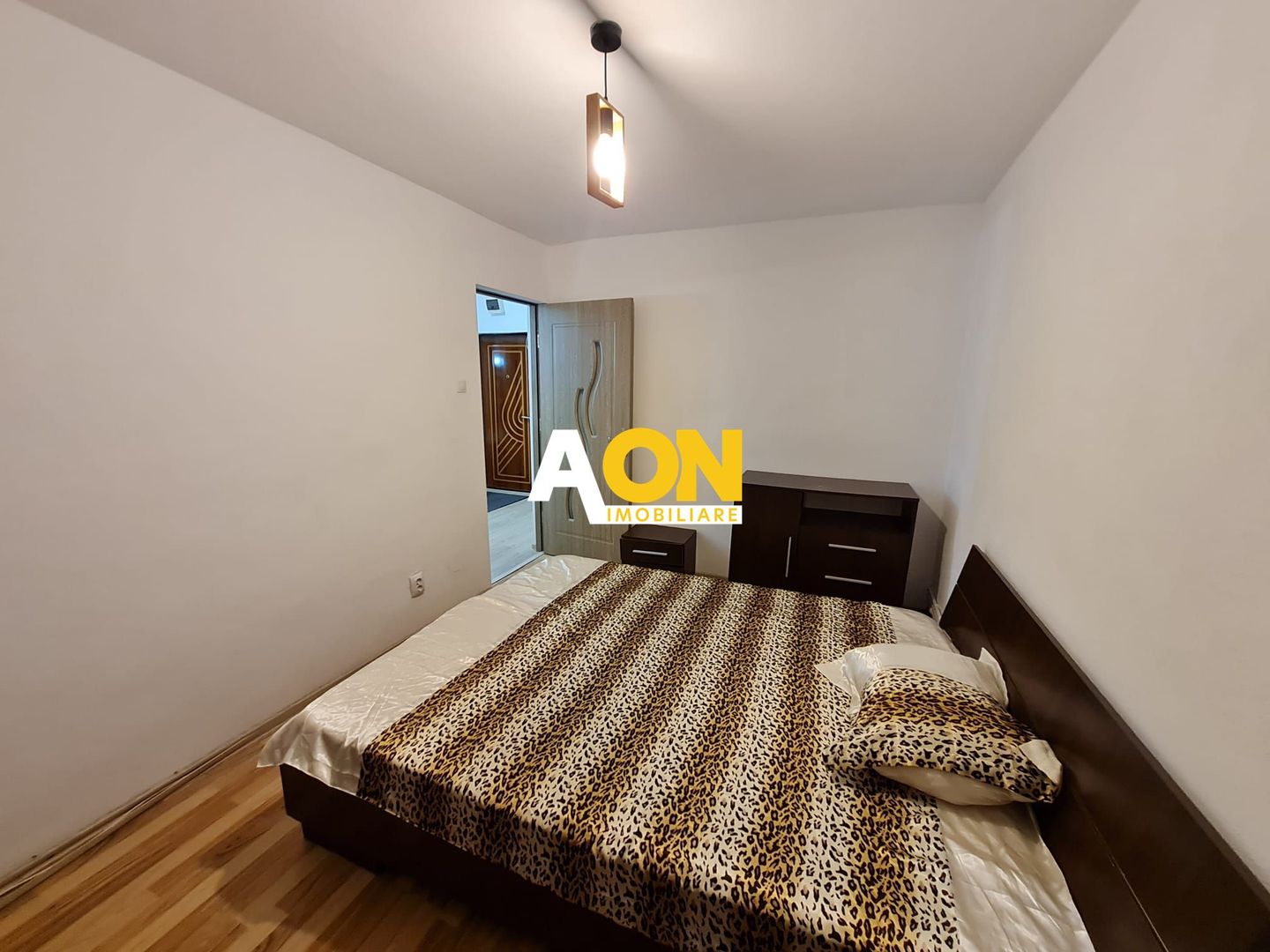 Apartament 2 camere, Etaj Intermediar,  Zona Parc Cetate - Poză 5