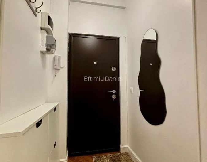 Garsoniera moderna-  5 minute metrou Universitate - Poză 8